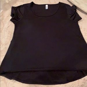 LulaRoe classic tee - slinky feel fabric